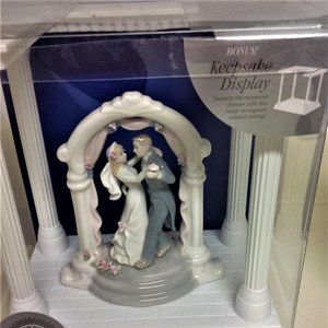 Wilton Wedding Cake Topper Keepsake Figuring